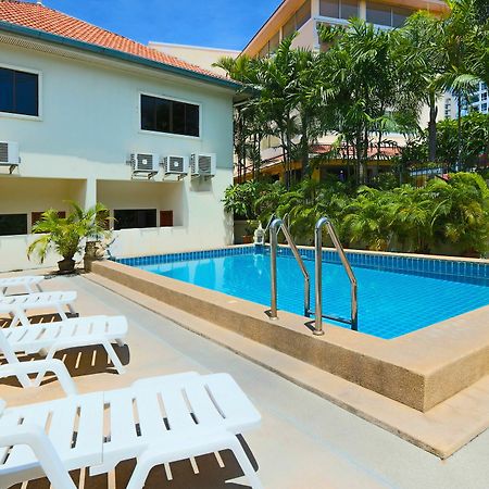 Ashford Villas Cosy Beach Pattaya Buitenkant foto