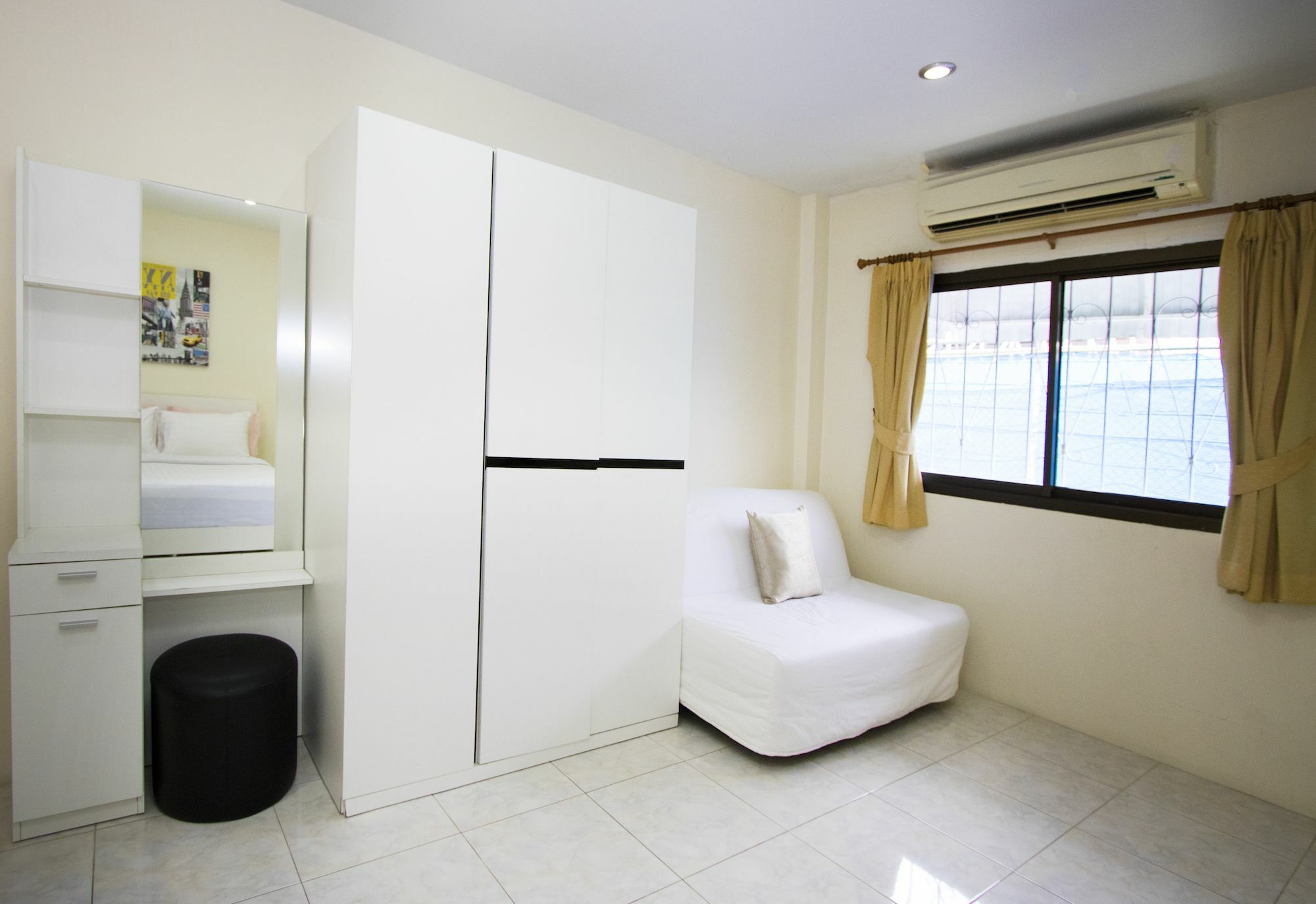 Ashford Villas Cosy Beach Pattaya Buitenkant foto