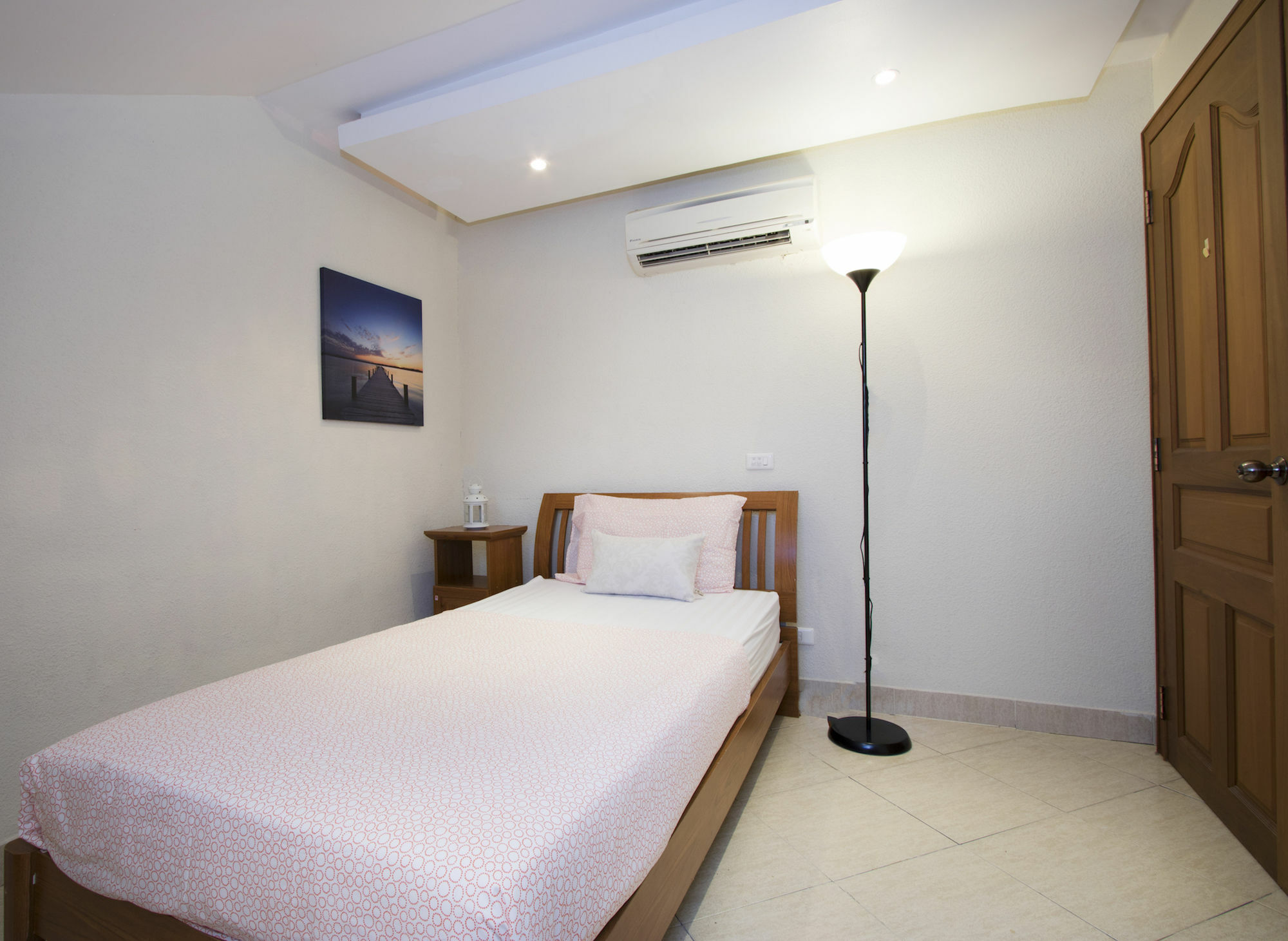 Ashford Villas Cosy Beach Pattaya Buitenkant foto