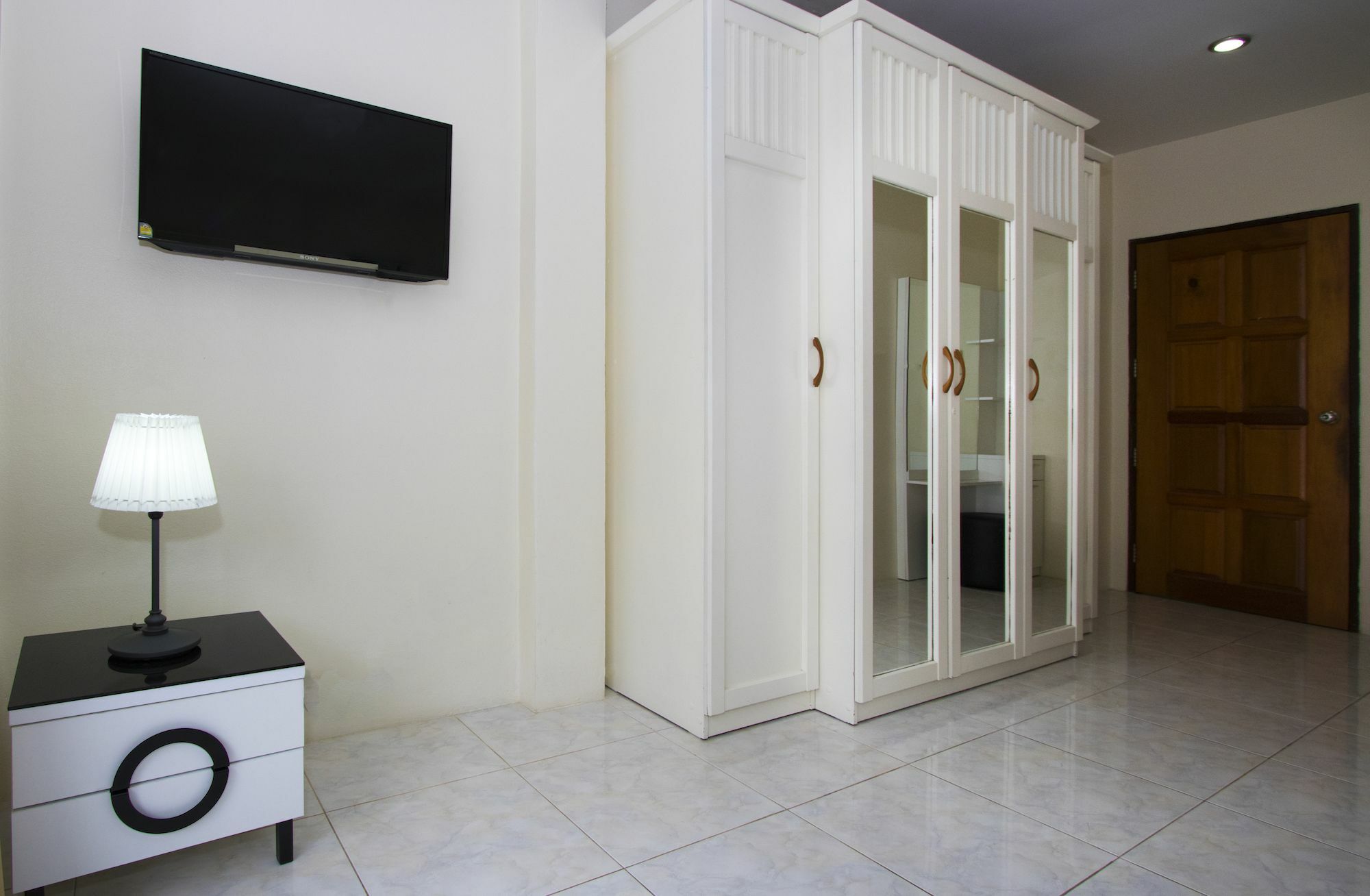 Ashford Villas Cosy Beach Pattaya Buitenkant foto