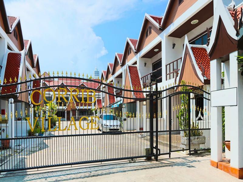Ashford Villas Cosy Beach Pattaya Buitenkant foto